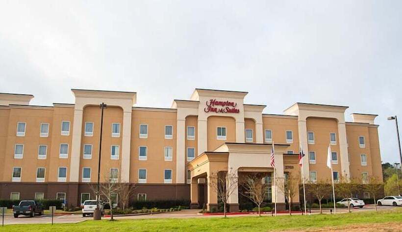 בית מלון כפרי Hampton Inn & Suites Palestine