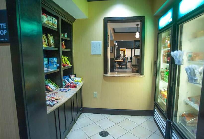 בית מלון כפרי Hampton Inn & Suites Palestine