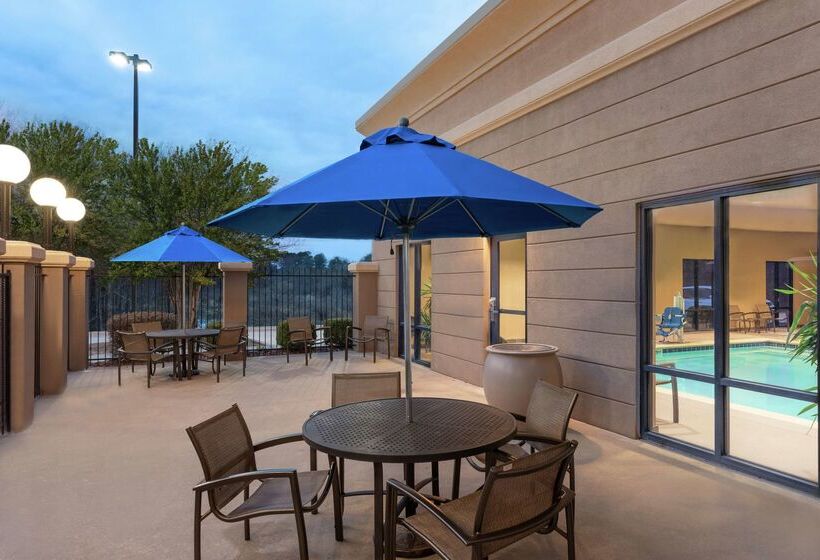 فندق Hampton Inn And Suites Pine Bluff