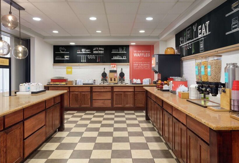 فندق Hampton Inn And Suites Pine Bluff