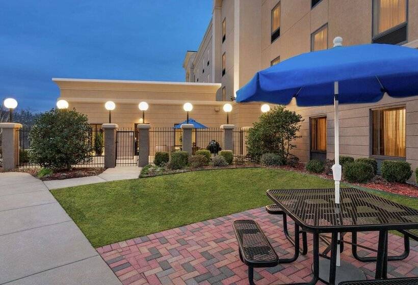 فندق Hampton Inn And Suites Pine Bluff