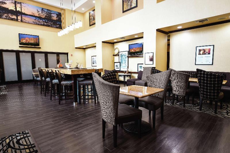 فندق Hampton Inn And Suites Pine Bluff