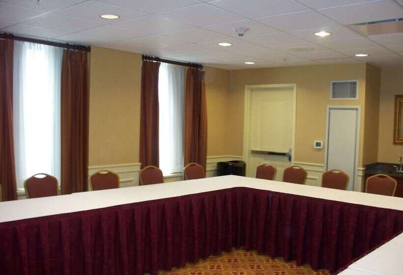 فندق Hampton Inn & Suites Providence Downtown