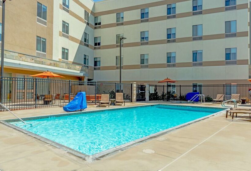 호텔 Hampton Inn & Suites Riverside/corona East