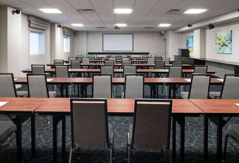 ホテル Hampton Inn & Suites Rochester North