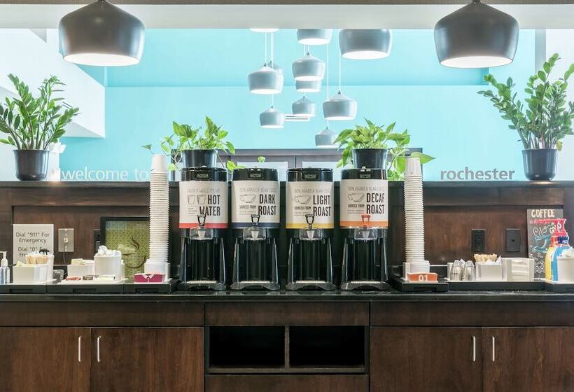 ホテル Hampton Inn & Suites Rochester North
