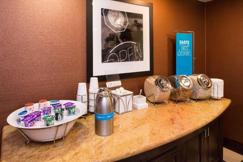 ホテル Hampton Inn & Suites Schertz