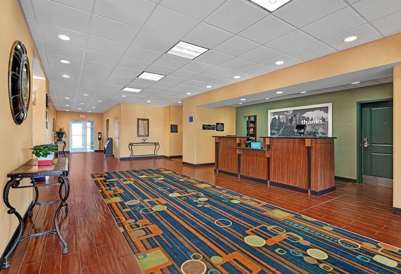 Отель Hampton Inn Deming