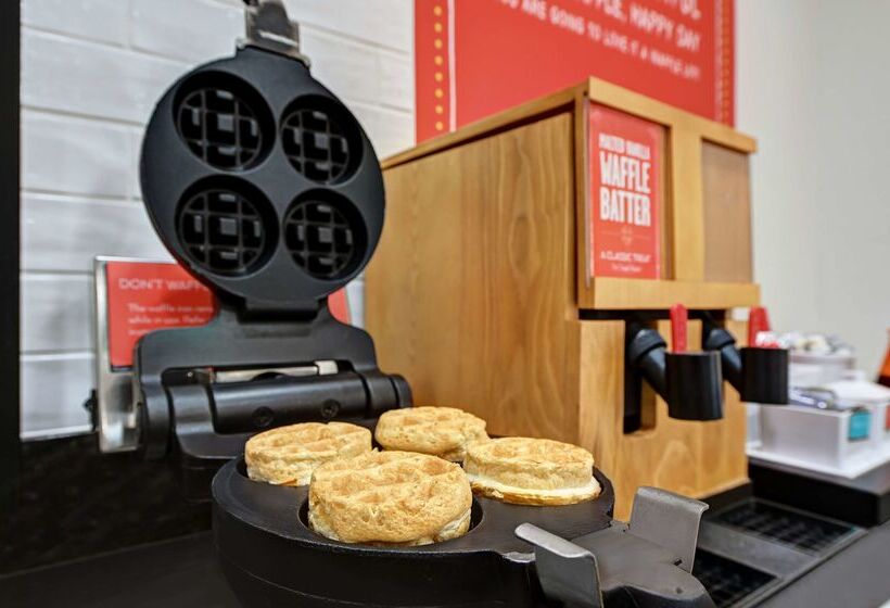 Отель Hampton Inn Deming