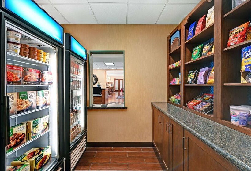 Отель Hampton Inn Deming