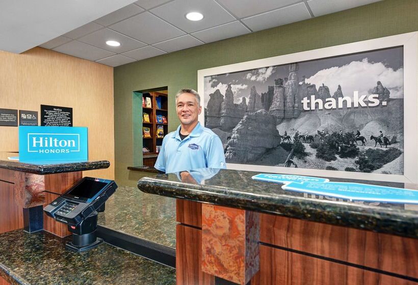 Отель Hampton Inn Deming