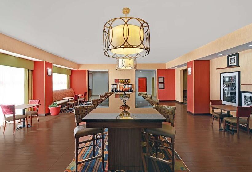 Отель Hampton Inn Deming