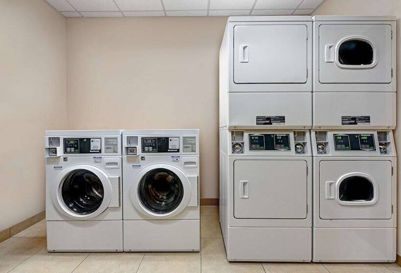 Отель Hampton Inn Deming