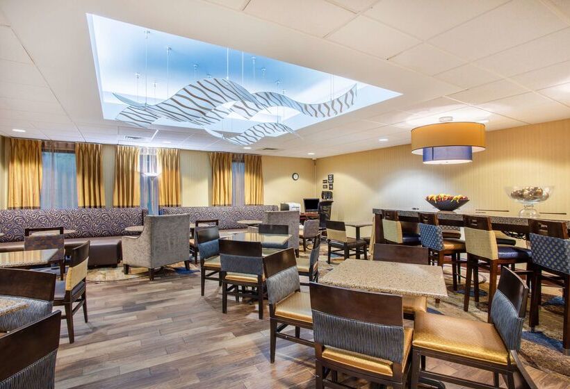 فندق Hampton Inn Fishkill