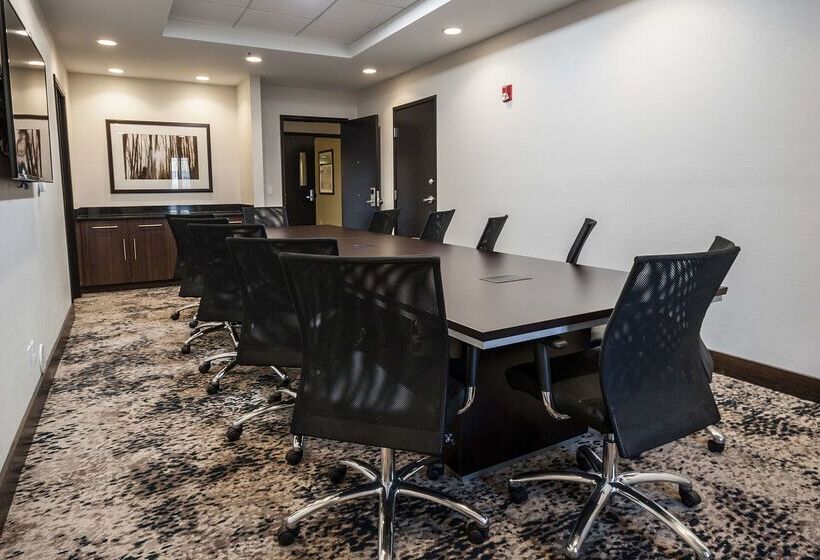 فندق Hampton Inn Great Falls