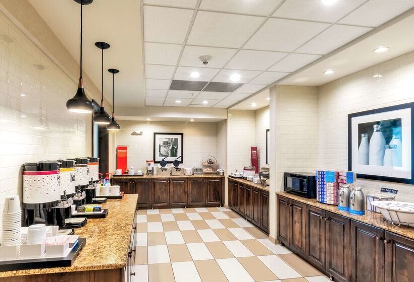 호텔 Hampton Inn Laramie