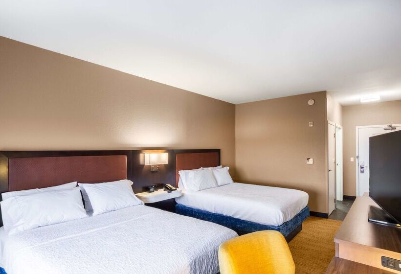 호텔 Hampton Inn Laramie