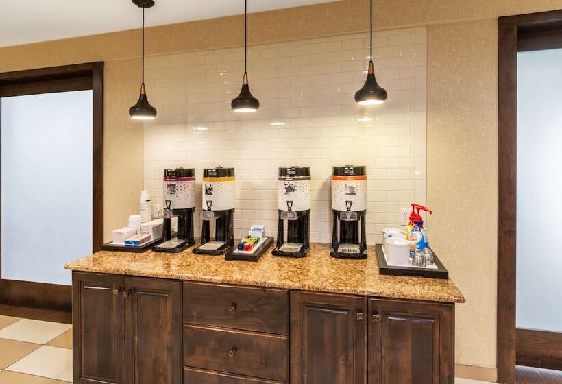 호텔 Hampton Inn Laramie