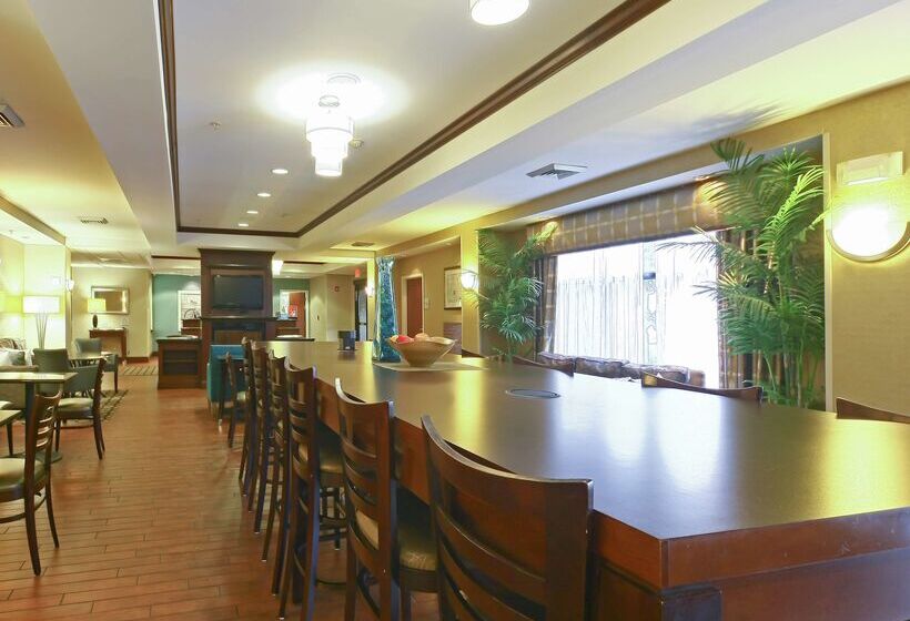 فندق Hampton Inn North Brunswick/new Brunswick