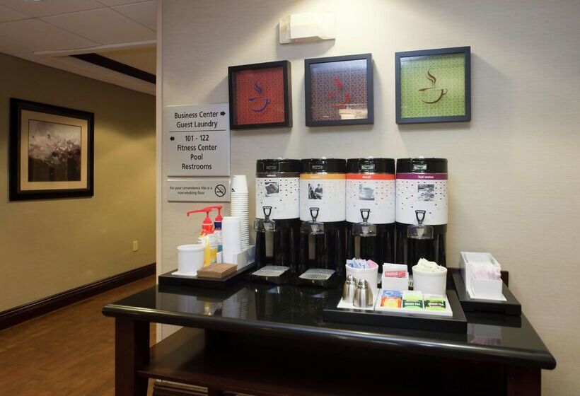 فندق Hampton Inn North Brunswick/new Brunswick