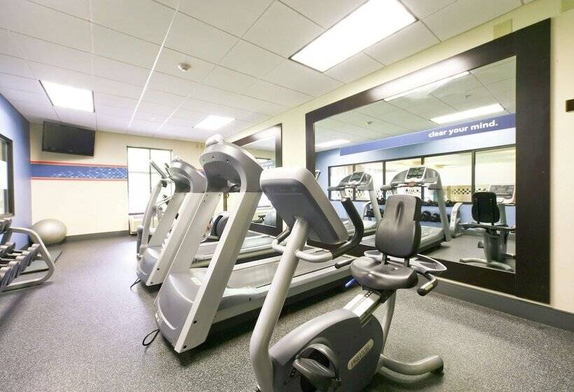 فندق Hampton Inn North Brunswick/new Brunswick