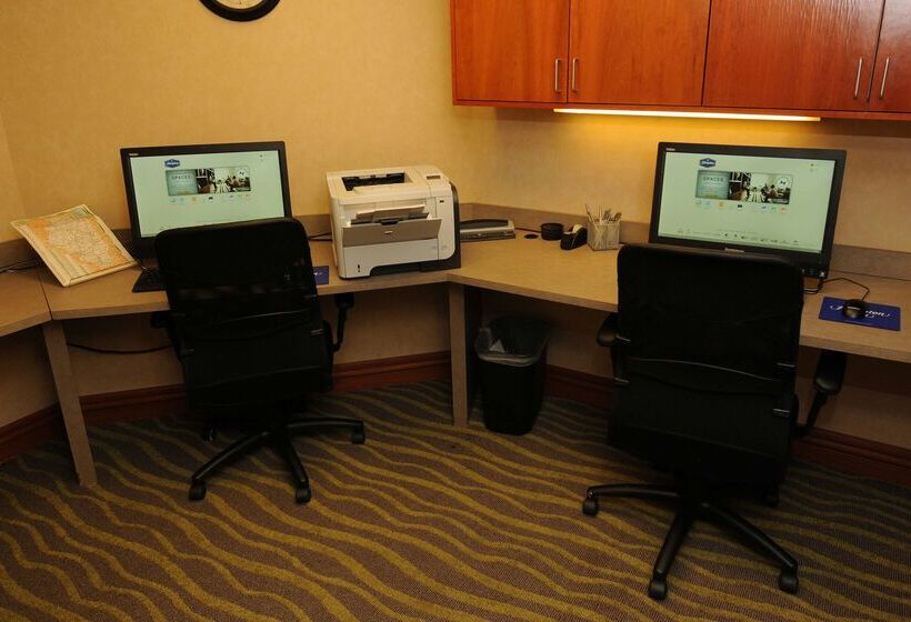 هتل Hampton Inn Omaha West Lakeside