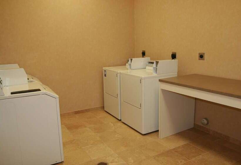 בית מלון כפרי Hampton Inn Omaha West Lakeside