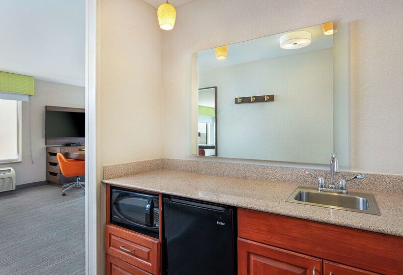 בית מלון כפרי Hampton Inn Omaha West Lakeside