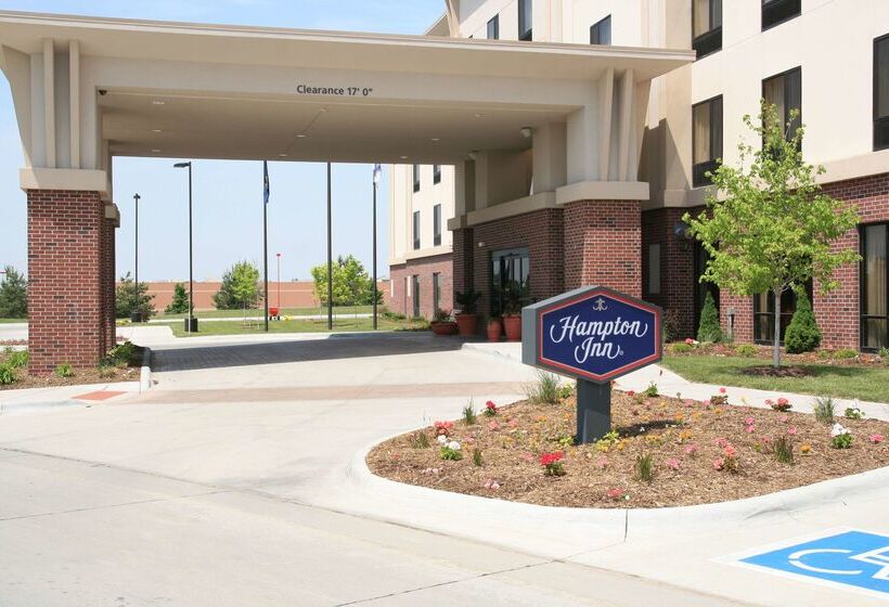 בית מלון כפרי Hampton Inn Omaha West Lakeside
