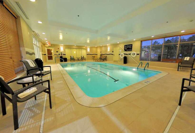 호텔 Hampton Inn Richmond  Airport