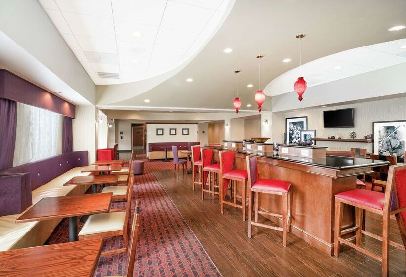 호텔 Hampton Inn Richmond  Airport