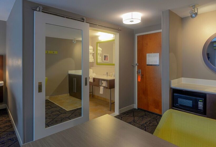 فندق Hampton Inn & Suites Atlsix Flags