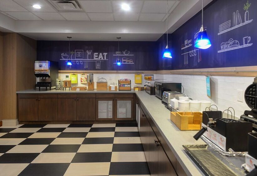 فندق Hampton Inn & Suites Atlsix Flags