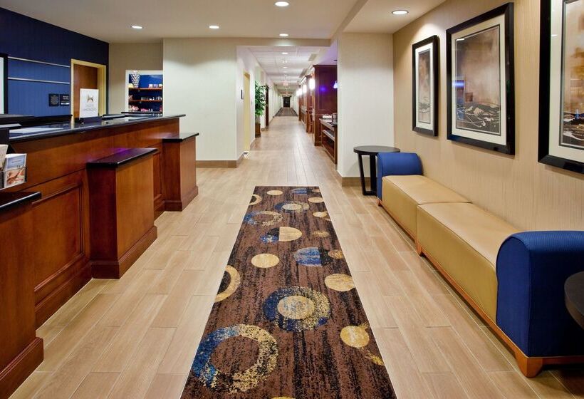 فندق Hampton Inn & Suites Atlsix Flags