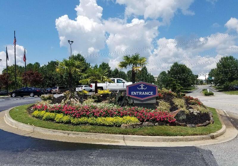 فندق Hampton Inn & Suites Atlsix Flags