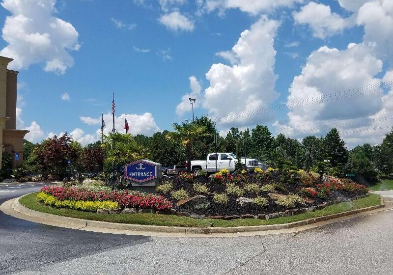 فندق Hampton Inn & Suites Atlsix Flags