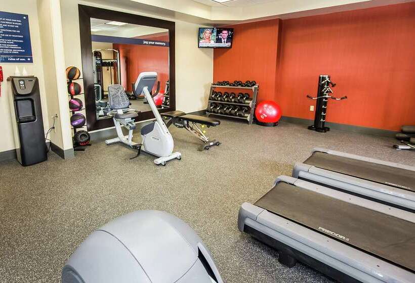 فندق Hampton Inn & Suites Blairsville