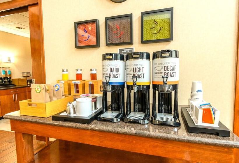 فندق Hampton Inn And Suites College Station