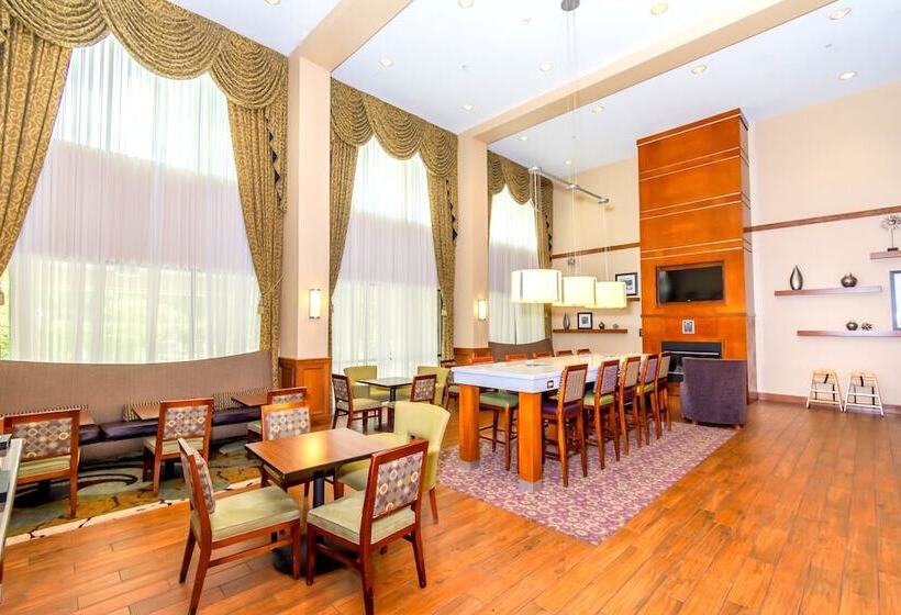 فندق Hampton Inn And Suites College Station