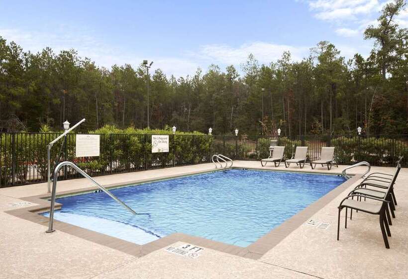 Отель Hampton Inn & Suites Conroe I45 North