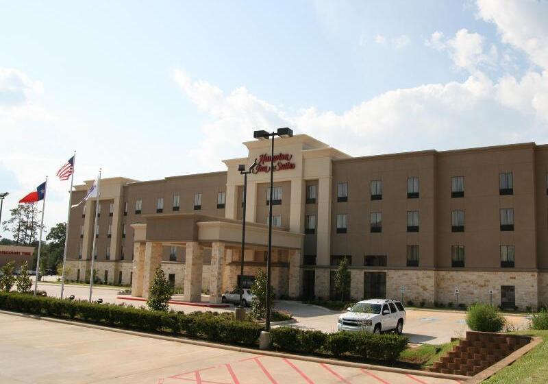 Отель Hampton Inn & Suites Conroe I45 North