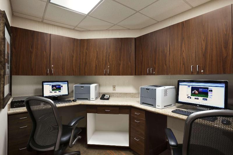 Отель Hampton Inn & Suites Conroe I45 North