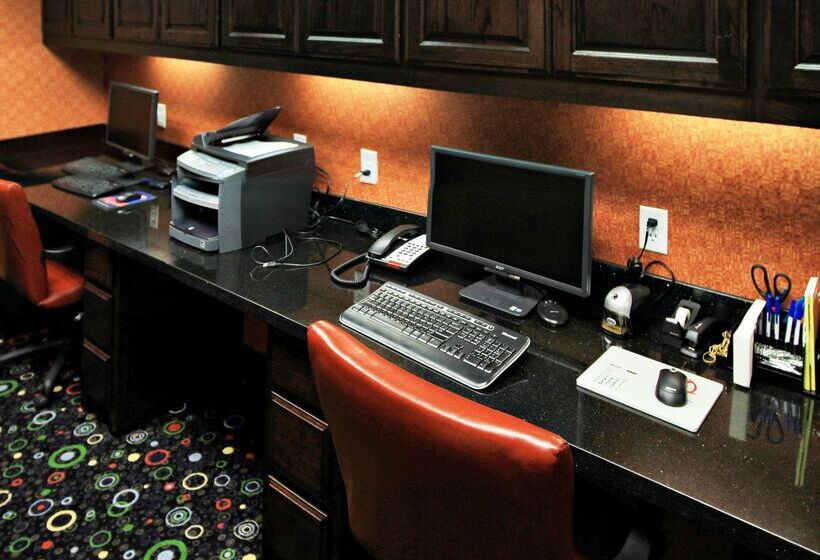 ホテル Hampton Inn & Suites Dallas/lewisvillevista Ridge Mall, Tx