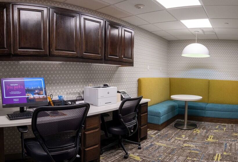 ホテル Hampton Inn & Suites Dallas/lewisvillevista Ridge Mall, Tx