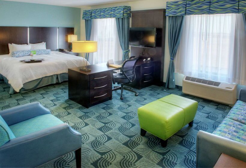 ホテル Hampton Inn & Suites Dallas/lewisvillevista Ridge Mall, Tx