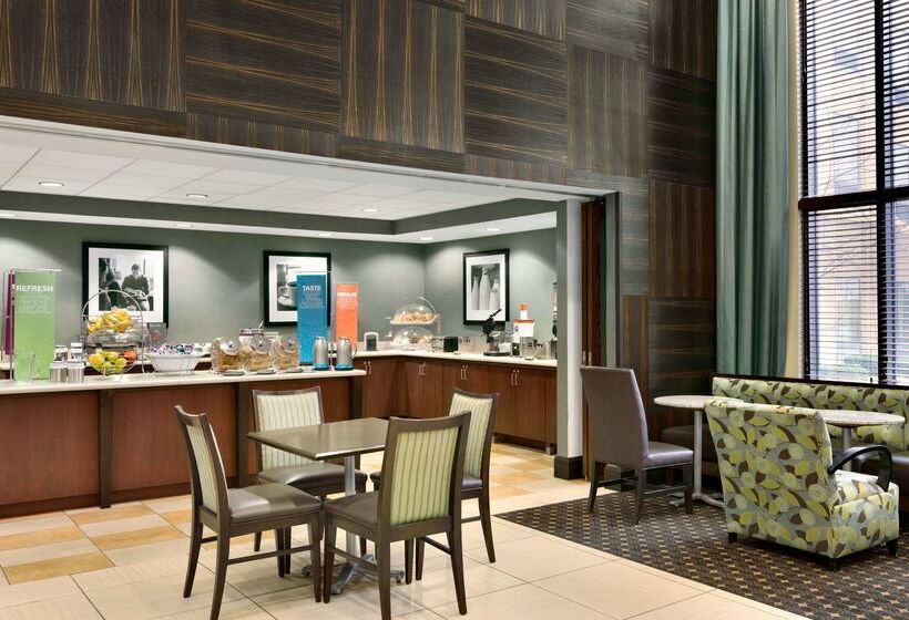 فندق Hampton Inn & Suites Mahwah