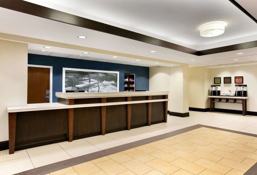 فندق Hampton Inn & Suites Mahwah