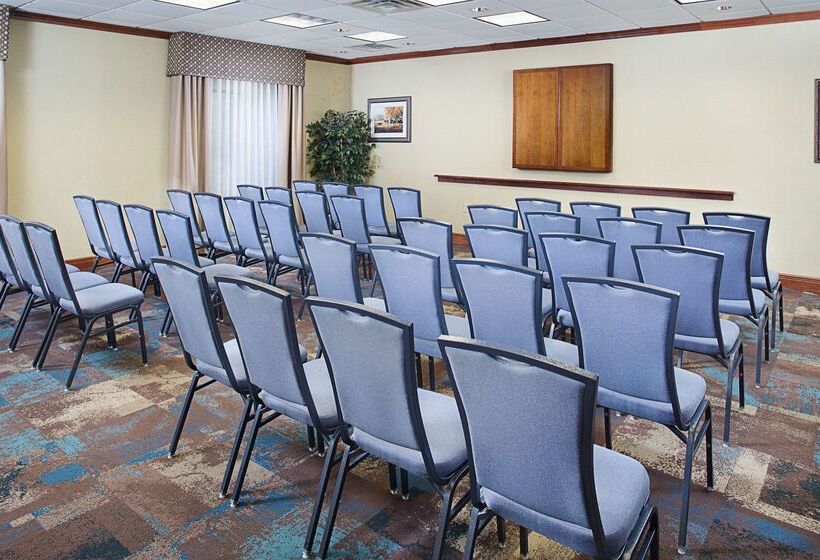 ホテル Hampton Inn & Suites Mansfield