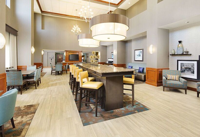 ホテル Hampton Inn & Suites Mansfield