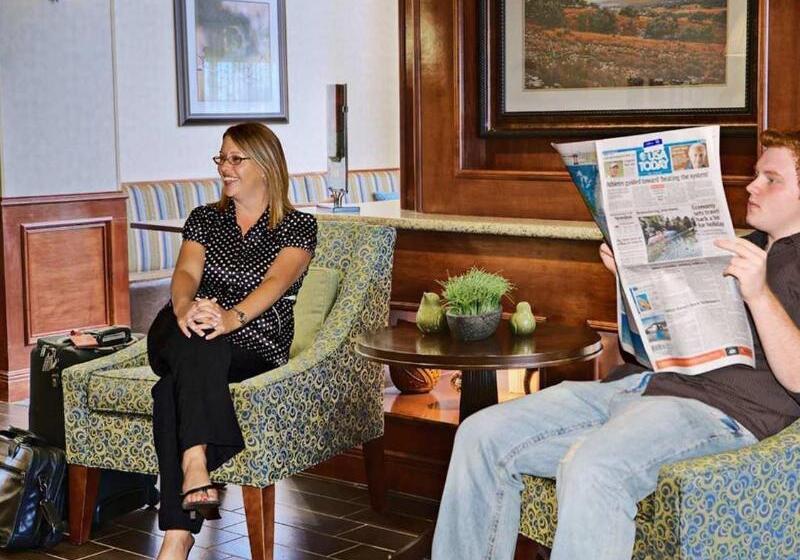 ホテル Hampton Inn & Suites Mansfield